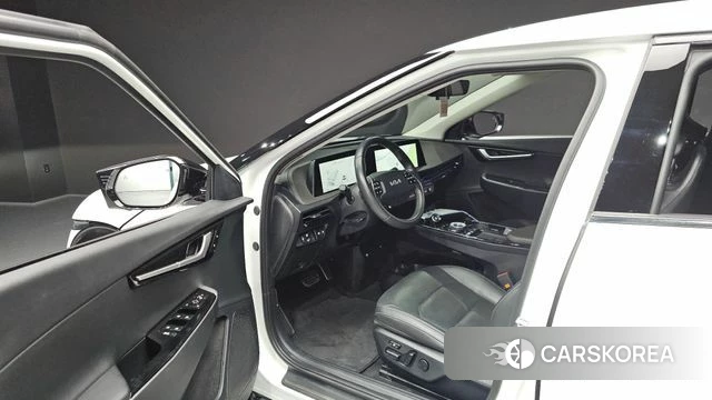 Kia EV6 id 4666477 из Кореи 32