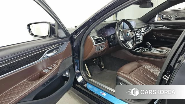 BMW 7 Series (G11) id 4899606 из Кореи 19