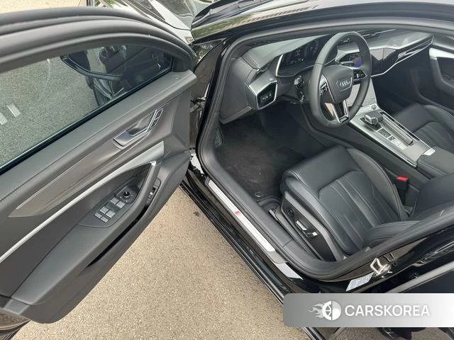 Audi A6L id 4190487 из Китая 26