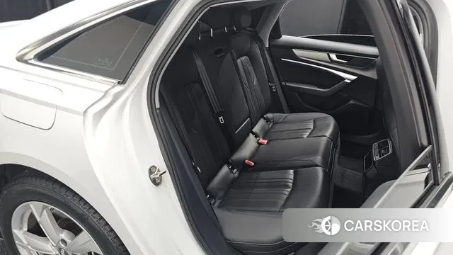 Audi A6 (C8) id 3044509 из Кореи 20