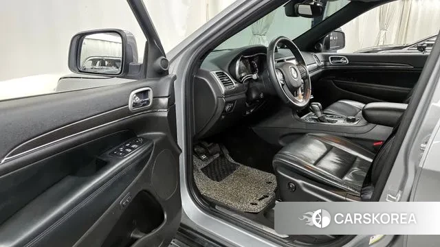 Jeep Grand Cherokee id 3737329 из Кореи 20