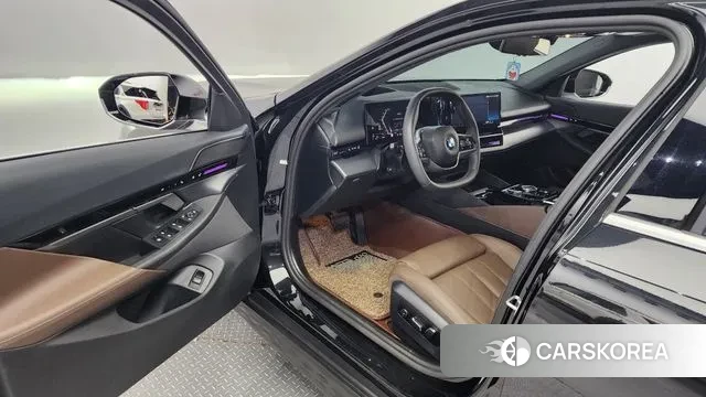 BMW 5 Series (G60) id 2905060 из Кореи 20