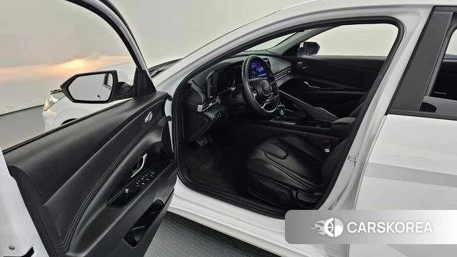 Hyundai Avante Hybrid (CN7) id 4917105 из Кореи 30