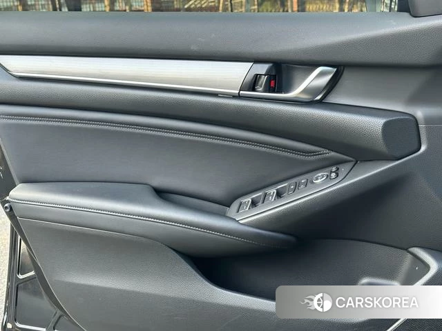 Honda Accord id 3890754 из Китая 29