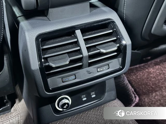 Audi Q3 id 4258685 из Китая 38