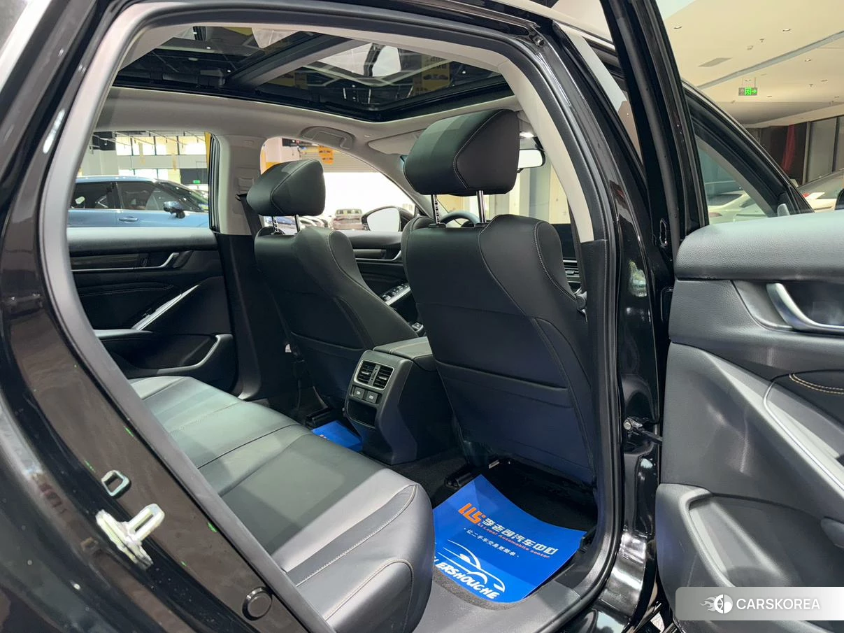 Honda Accord id 4421066 из Китая 33