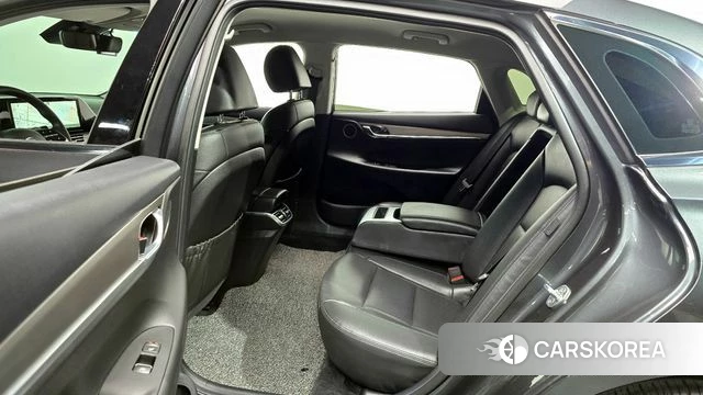 Hyundai The New Grandeur IG id 4330780 из Кореи 30
