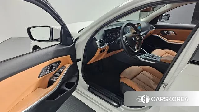 BMW 3 Series (G20) id 3383369 из Кореи 20