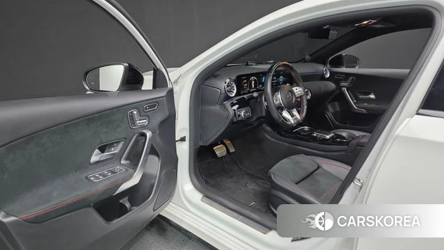 Mercedes-Benz A-Class W177 id 3826954 из Кореи 21