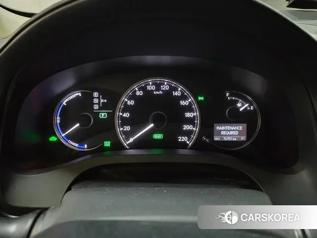 Lexus CT200h id 3469932 из Кореи 20