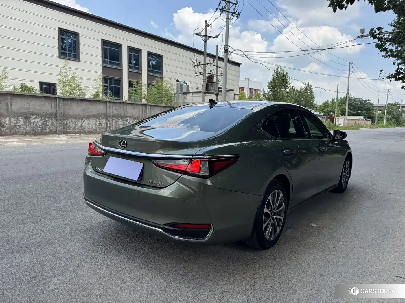 Lexus ES id 4576611 из Китая 13