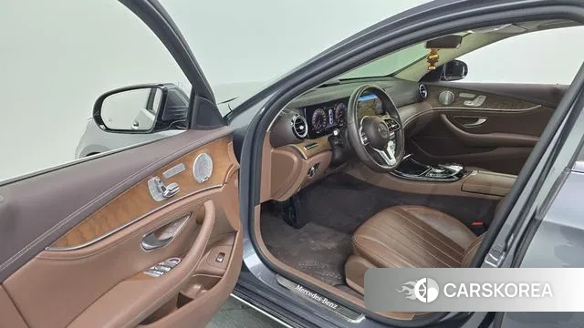 Mercedes-Benz E-Class W213 id 3514921 из Кореи 20