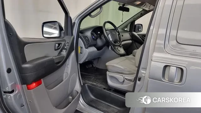 Hyundai The New Grand Starex id 3029562 из Кореи 20