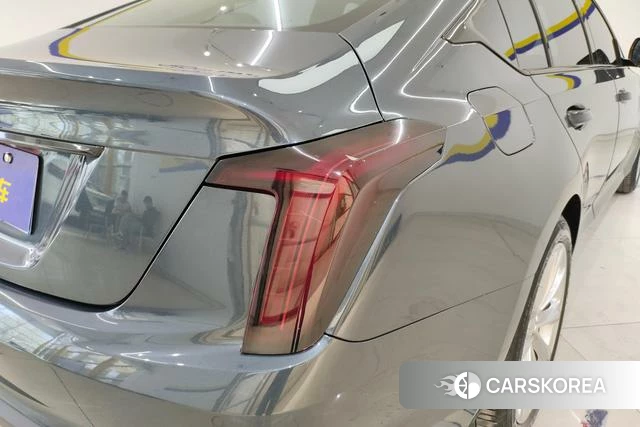 Cadillac CT5 id 4205686 из Китая 17