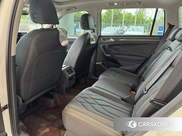 Volkswagen Tiguan L id 4299721 из Китая 11