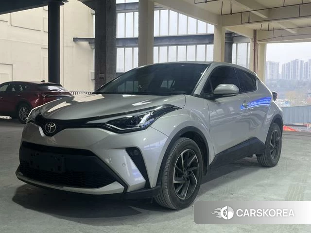Toyota C-HR id 4262008 из Китая 10