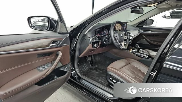 BMW 5 Series (G30) id 3852007 из Кореи 20