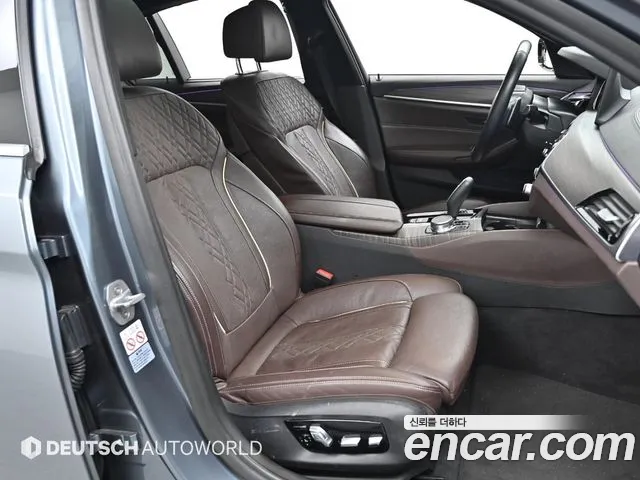 BMW 5 Series (G30) id 2311851 из Кореи 19