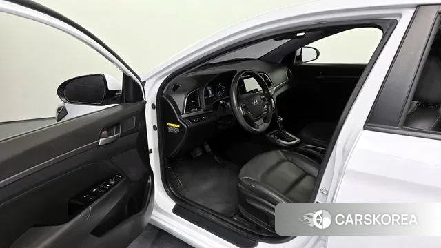 Hyundai Avante AD id 2977179 из Кореи 20