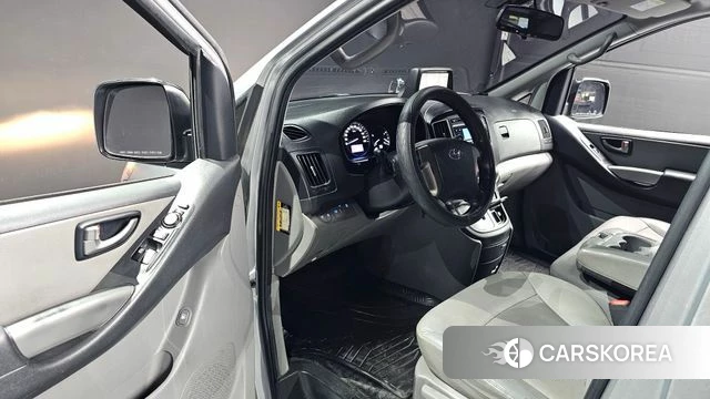 Hyundai The New Grand Starex id 4179767 из Кореи 20