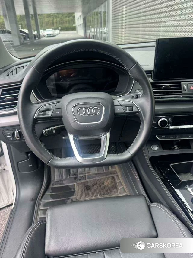 Audi Q5L id 4374612 из Китая 12