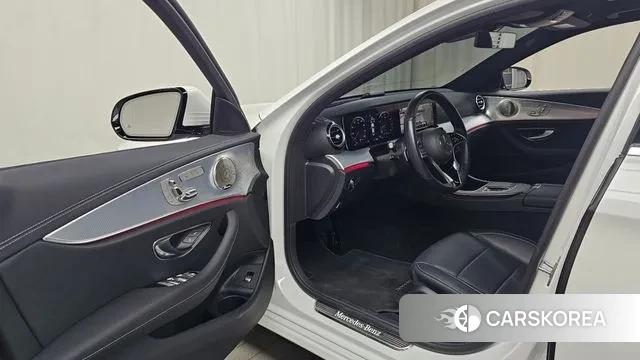 Mercedes-Benz E-Class W213 id 3676344 из Кореи 20
