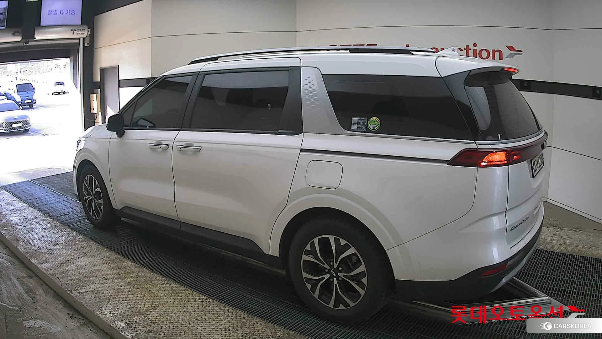 Kia Carnival id 3882160 из Кореи 37