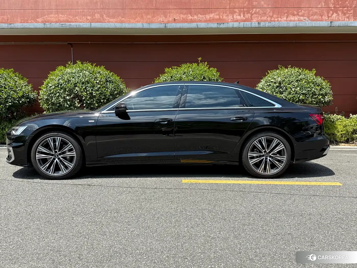 Audi A6L id 4547322 из Китая 16