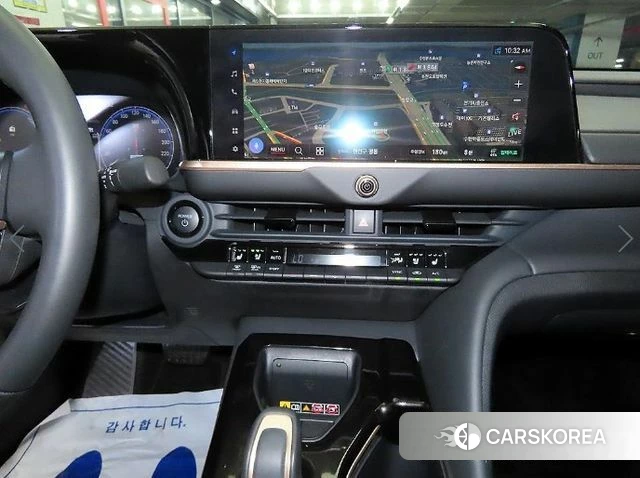 Toyota Crown Crossover id 4590895 из Кореи 19
