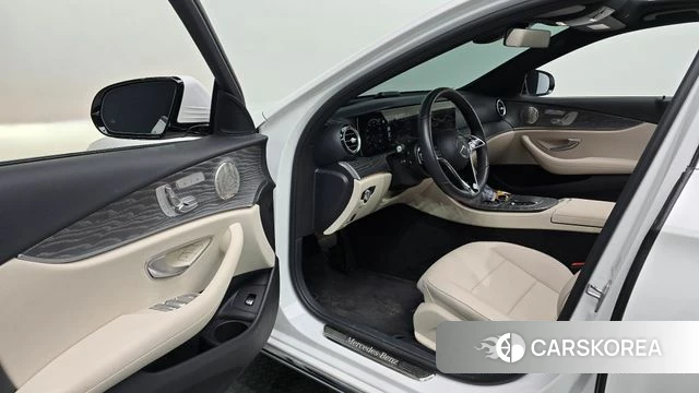 Mercedes-Benz E-Class W213 id 4893485 из Кореи 34