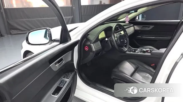 Jaguar XF (X260) id 3737197 из Кореи 20