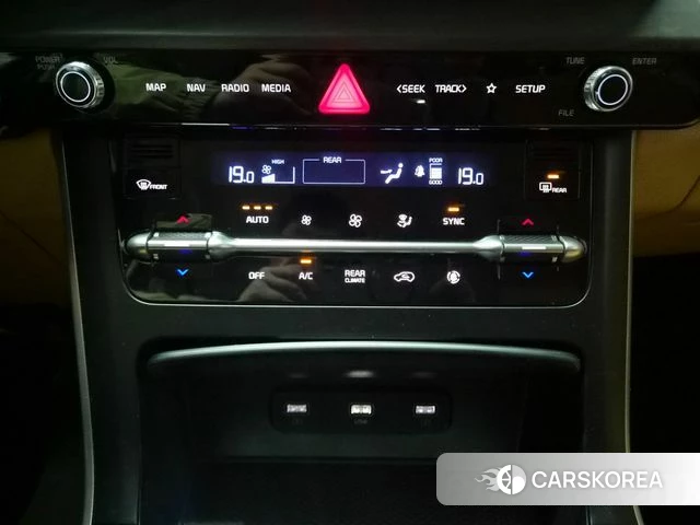 Kia Carnival 4th generation id 4223160 из Кореи 20