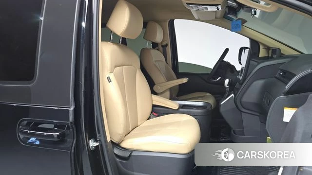 Hyundai Staria id 4248517 из Кореи 31