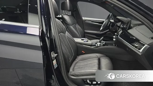 BMW 5 Series (G30) id 3717099 из Кореи 20