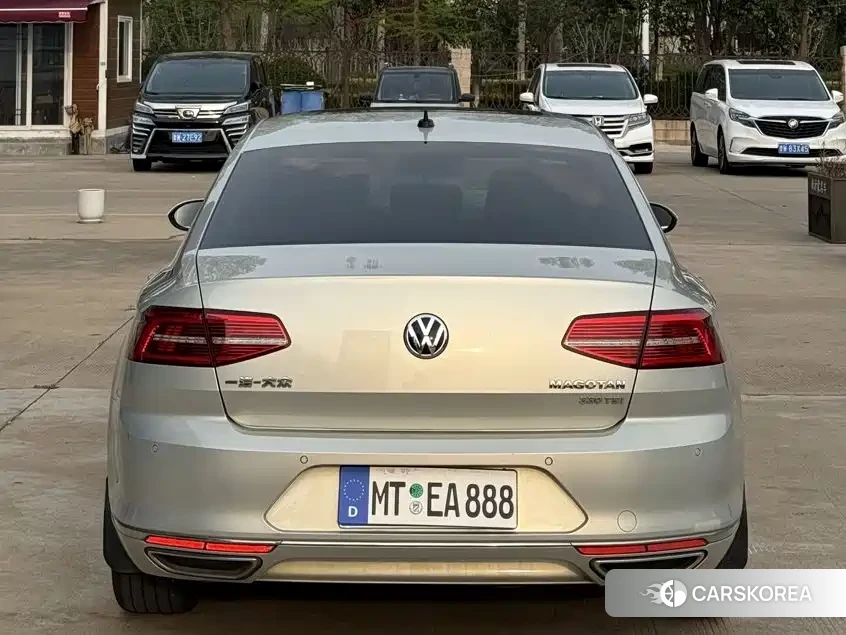 Volkswagen Magotan id 4554047 из Китая 18