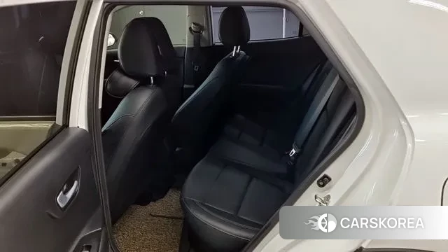 Kia Stonic id 2973991 из Кореи 17