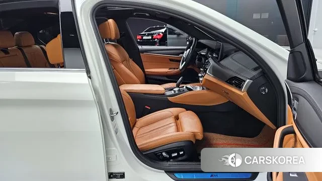 BMW 5 Series (G30) id 3110987 из Кореи 20