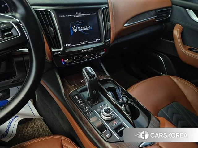 Maserati Levante id 3834656 из Кореи 18