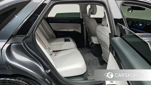 Hyundai Grandeur (GN7) id 4201465 из Кореи 37