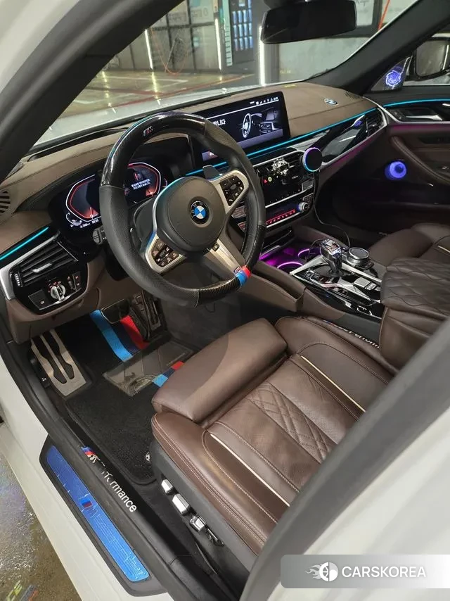 BMW 5 Series (G30) id 2997739 из Кореи 18