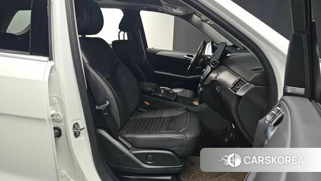 Mercedes-Benz GLE - Class W166 id 4615334 из Кореи 34