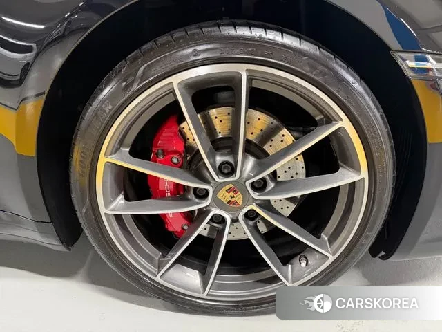 Porsche 911(992) id 3513993 из Кореи 20