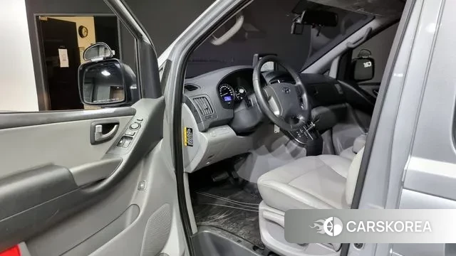 Hyundai The New Grand Starex id 2976915 из Кореи 20