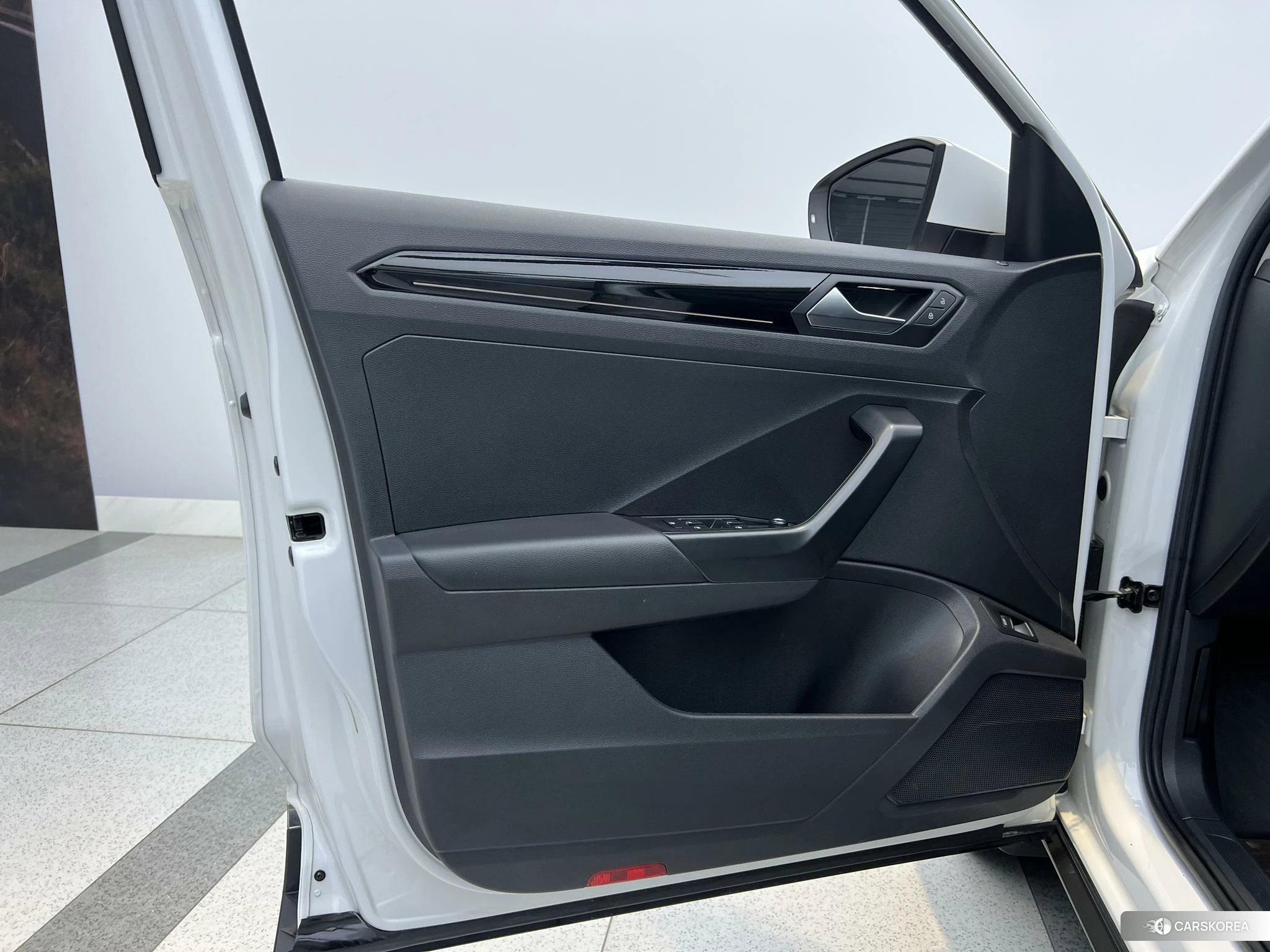 Volkswagen T-Roc id 4479575 из Китая 17