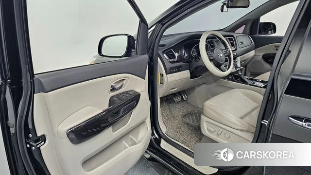 Kia The New Carnival id 4502269 из Кореи 32