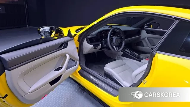 Porsche 911(992) id 3168856 из Кореи 20