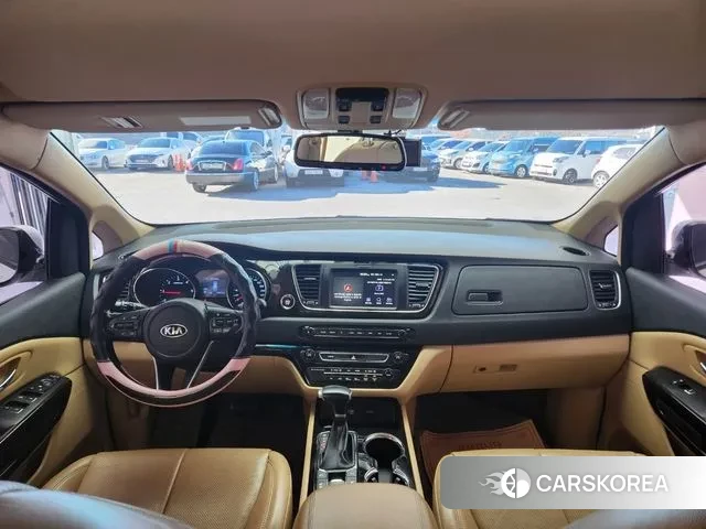 Kia The New Carnival id 3595406 из Кореи 18