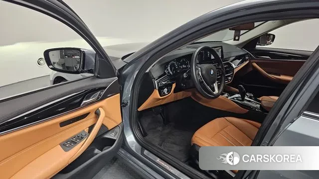 BMW 5 Series (G30) id 3460248 из Кореи 20