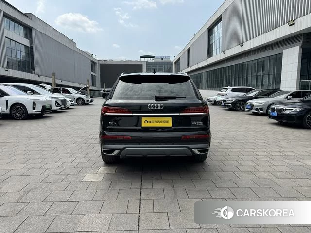 Audi Q7 id 4265846 из Китая 17