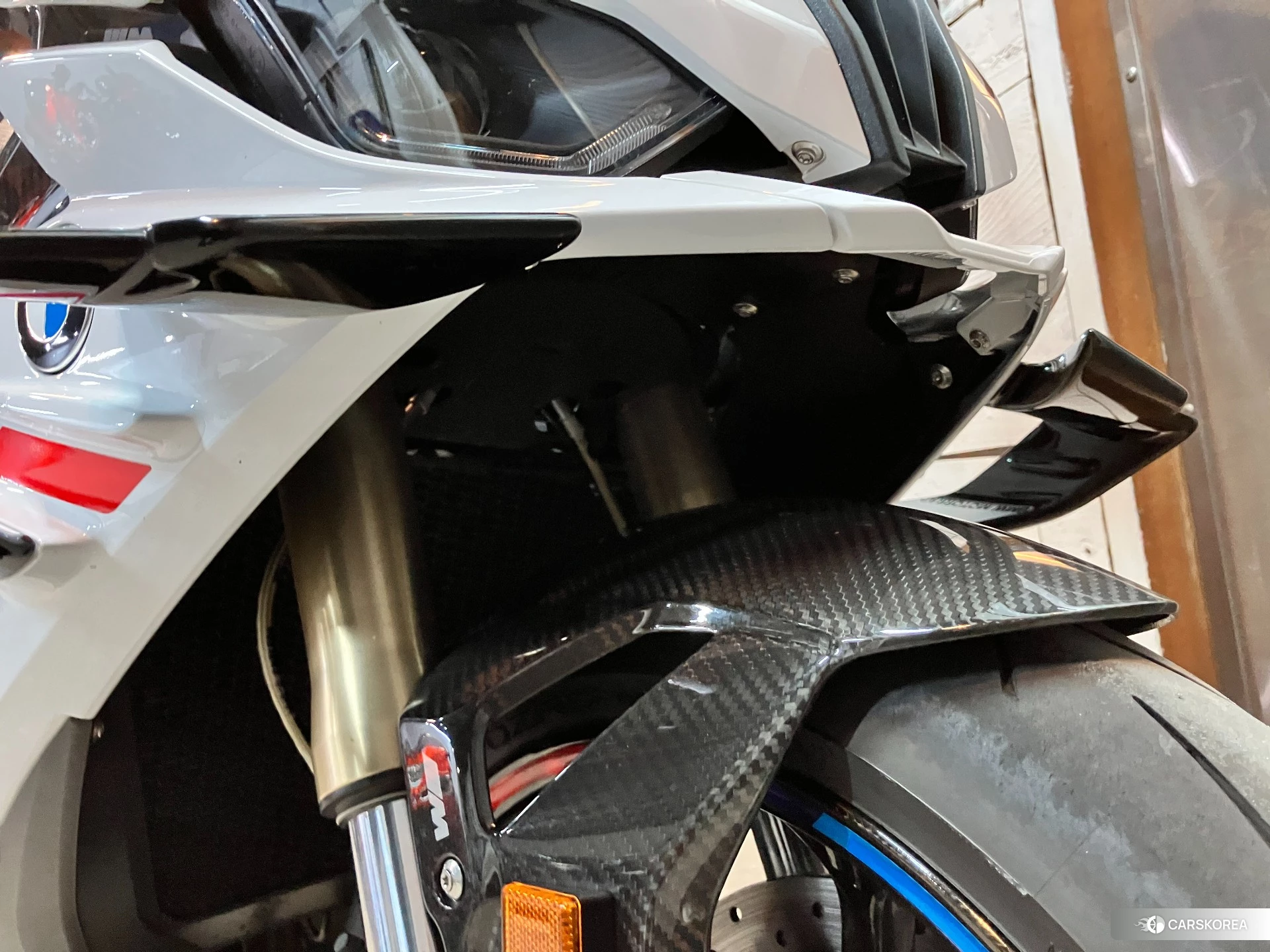 Проданный BMW S1000RR M PACKAGE id 4008328 из Японии, фото 30